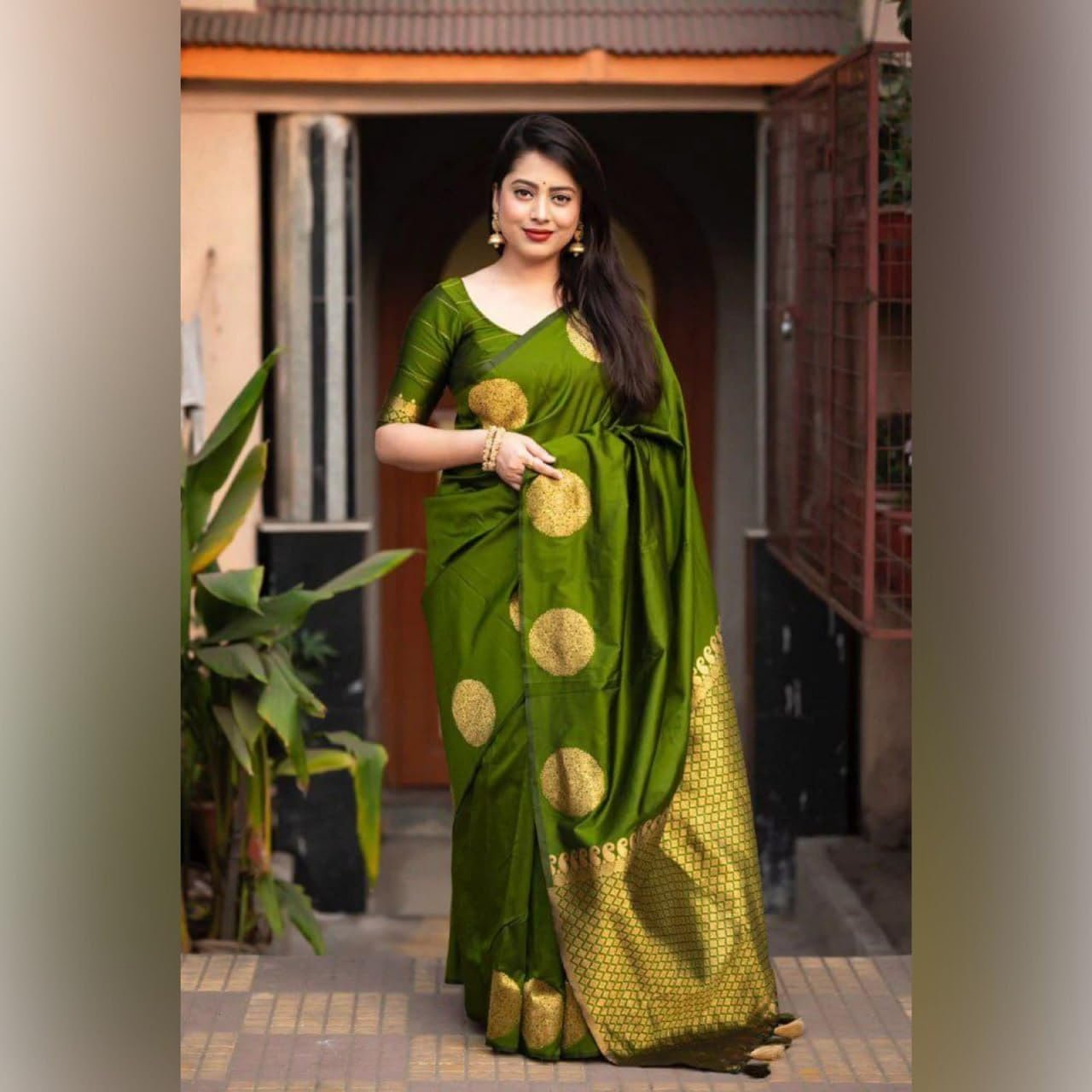 Women's Banarasi Saree Pure Kanjivaram Silk Saree Soft Design Wear Pattu Sarees Latest Cotton With Blouse Piece For Wedding Sadi Ladies 2026 Party Sari Fancy Fashion (KeriGola Green) - Image 2