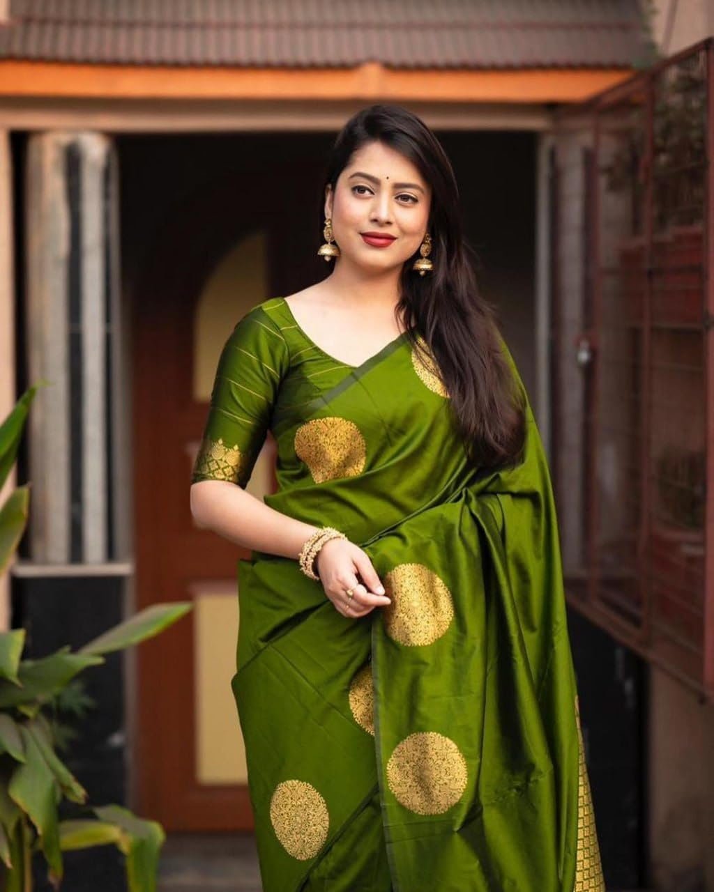Women's Banarasi Saree Pure Kanjivaram Silk Saree Soft Design Wear Pattu Sarees Latest Cotton With Blouse Piece For Wedding Sadi Ladies 2026 Party Sari Fancy Fashion (KeriGola Green) - Image 3