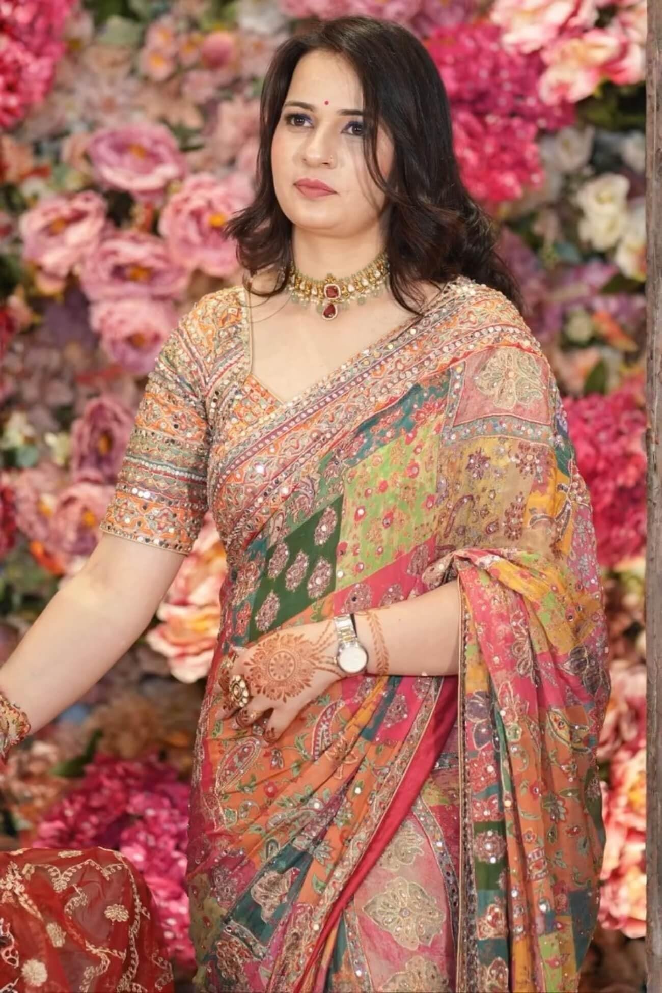 Women Printed Chinon Silk Saree with Zari Woven Mirror Work and Unstitched Blouse Piece - Image 4