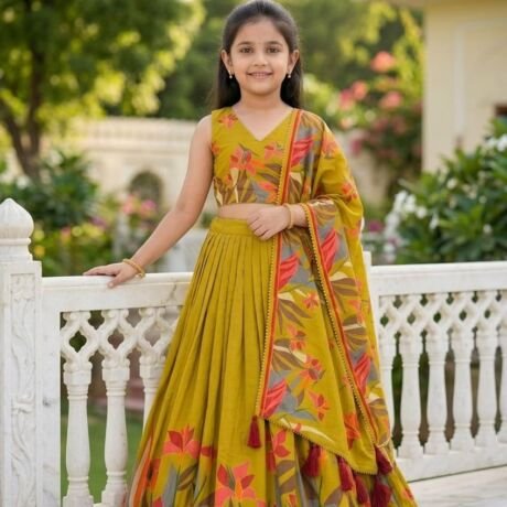 Girls Lehenga Choli Set, Floral Print with Dupatta, Festive Ethnic Wear for Kids (YELLOW, 5-6 Y)