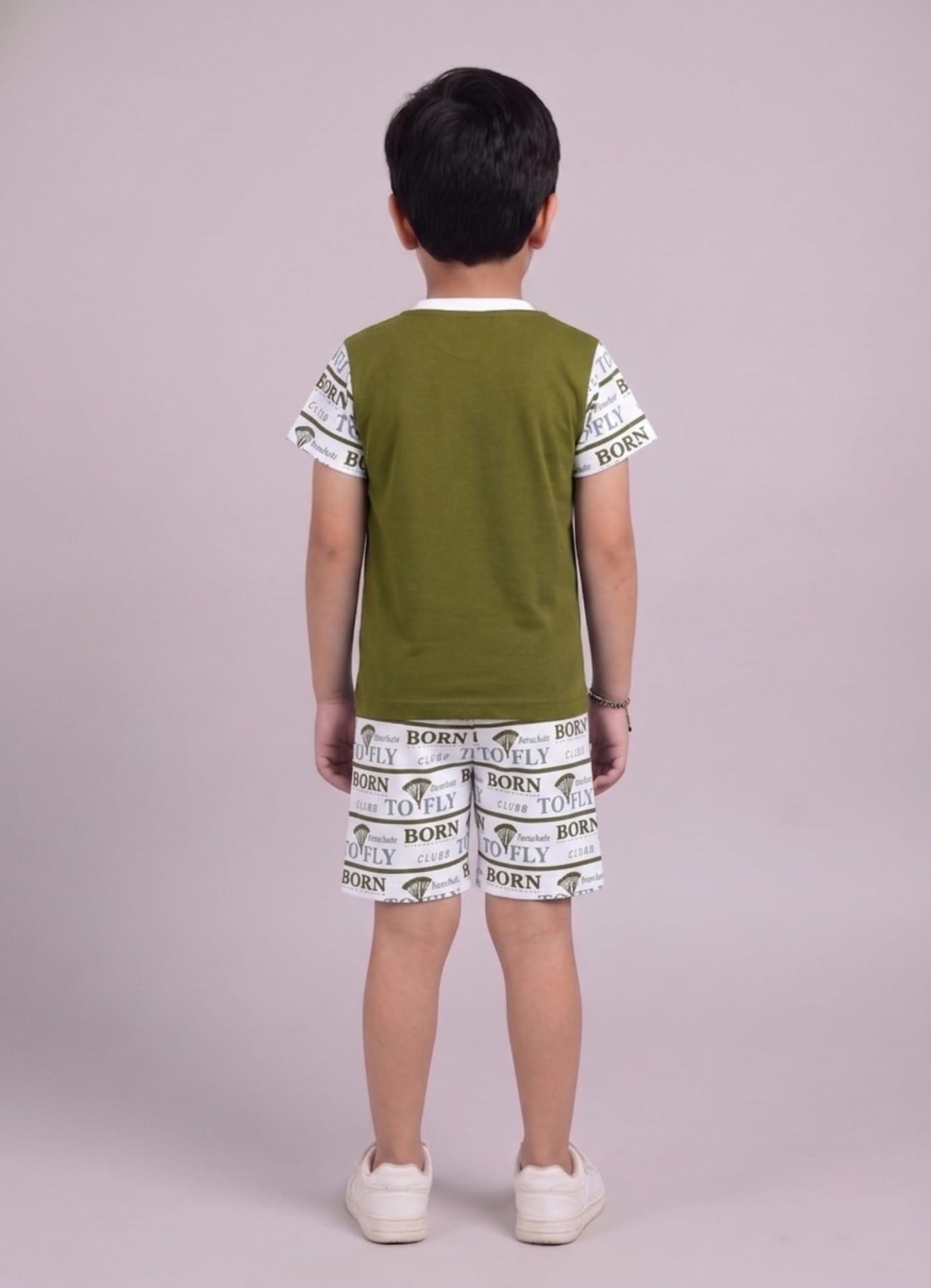 Pure Cotton T-shirt and Shorts Set for Kids - Image 7